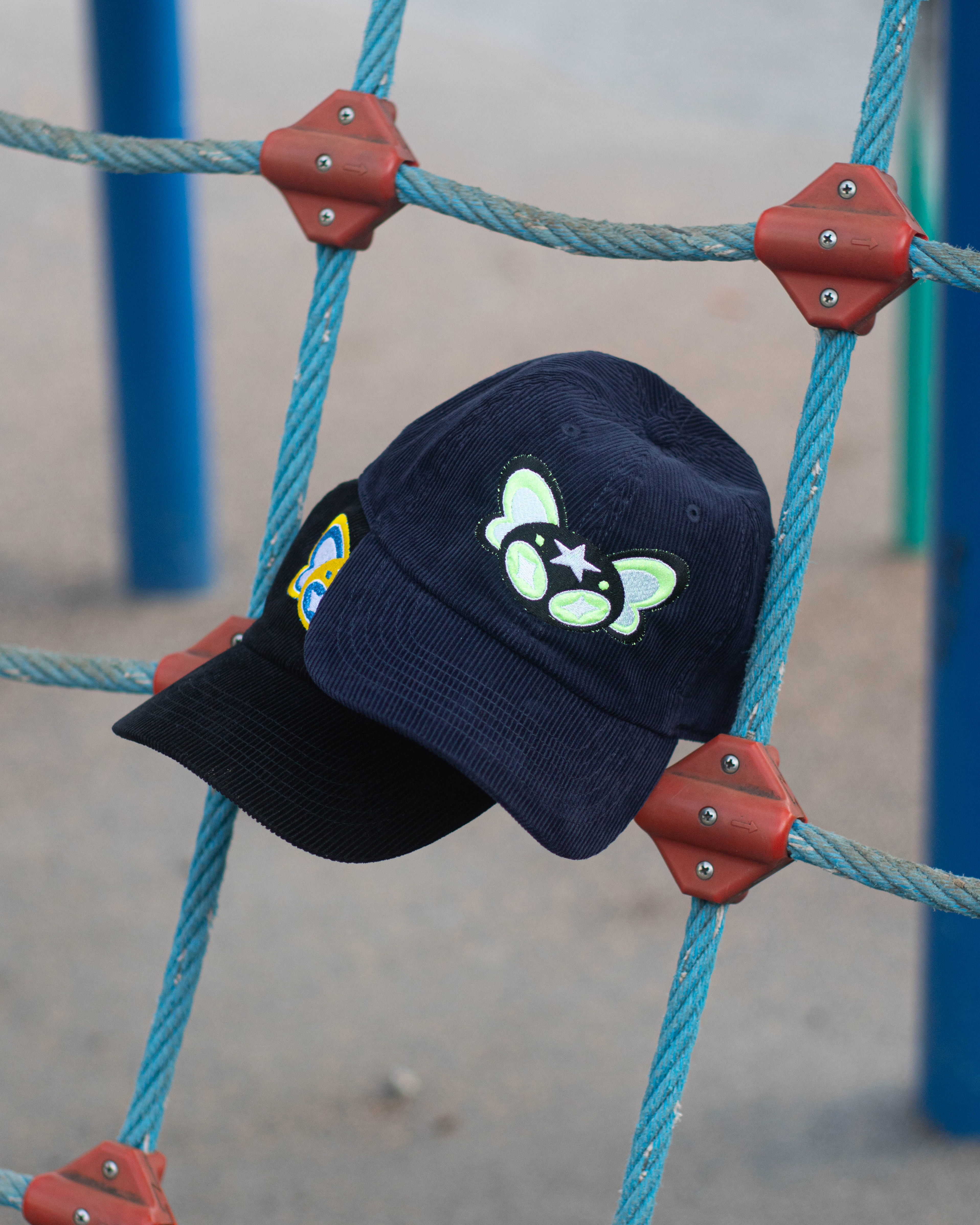 Papillon Corduroy Cap / Black or Navy